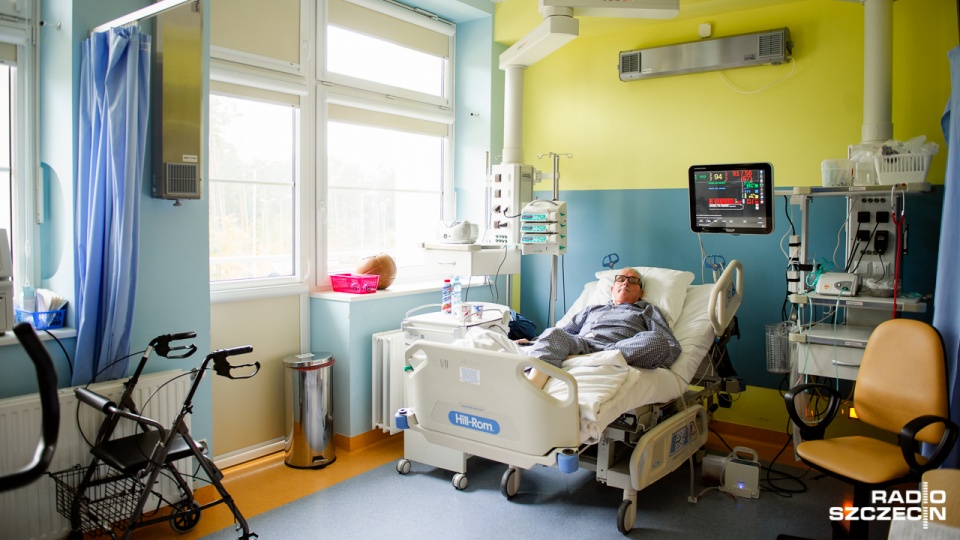 Pacjent po przeszczepie w szpitalu w Zdunowie. Fot. Konrad Nowak [Radio Szczecin]