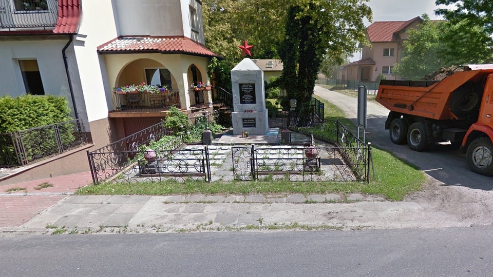 Radziecki pomnik przy ul. Wolińskiej. Fot. google.pl/maps