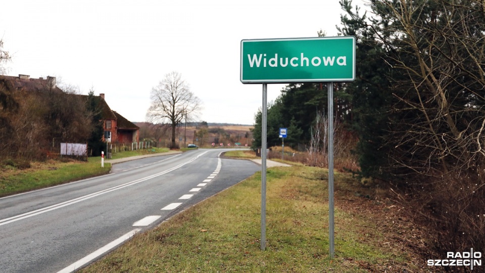 Mieszkańcy Widuchowej chcą żyć w mieście. Fot. Weronika Łyczywek [Radio Szczecin]
