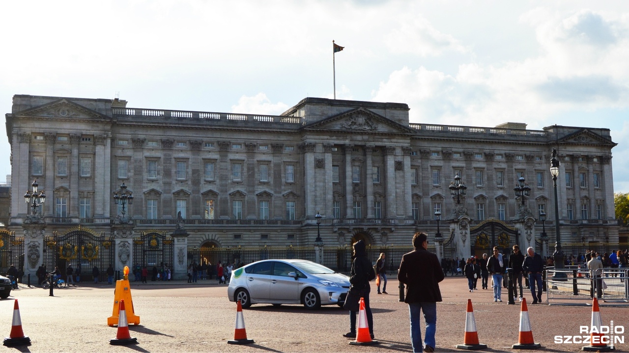 Atak przed Buckingham Palace badany przez jednostkę antyterrorystyczną