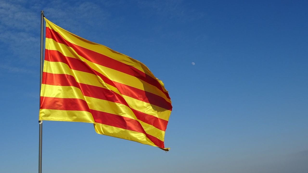 Francja nie uzna niepodległości Katalonii