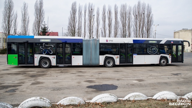 Solarisy Urbino trafiły do Szczecińskiego Przedsiębiorstwa Autobusowego "Dąbie". Fot. Olaf Nowicki [Radio Szczecin] Cztery nowoczesne autobusy wyjadą na ulice Szczecina [WIDEO, ZDJĘCIA]