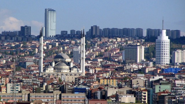 OBWE krytykuje referendum w Turcji. Erdogan: Znajcie swoje miejsce w szeregu
