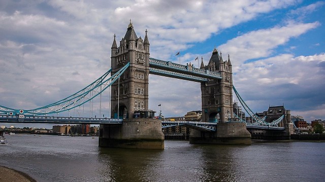 Londyn po zamachu, zwolniono 12 aresztowanych