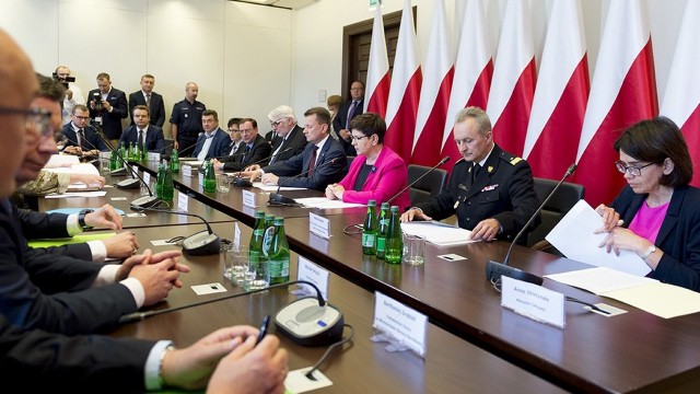 Cyberataki w Europie. Polska nie podniesie stopnia alarmowego