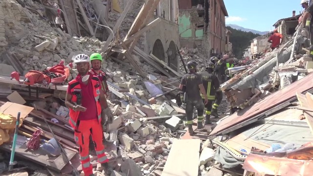 Rok od tragicznego trzęsienia ziemi. Włosi upamiętnią ofiary