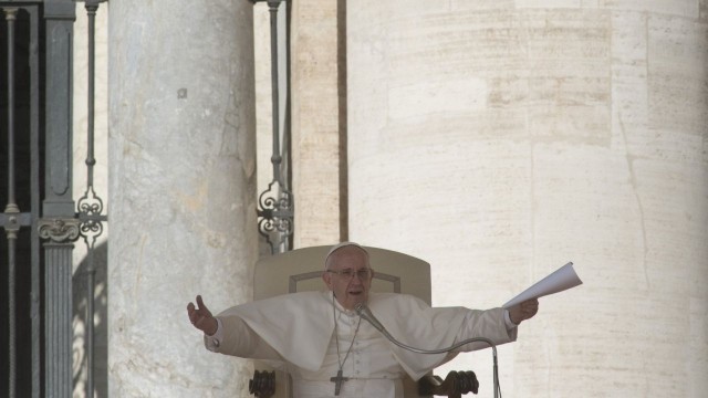 Papież zachęca do korytarzy humanitarnych
