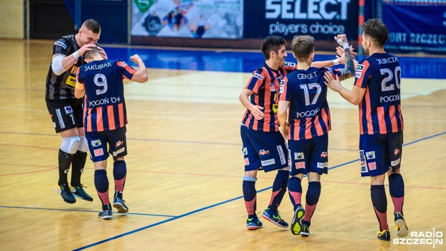 Futsal: Pogoń 04 lepsza od Solnego Miasta Wieliczka [ZDJĘCIA]