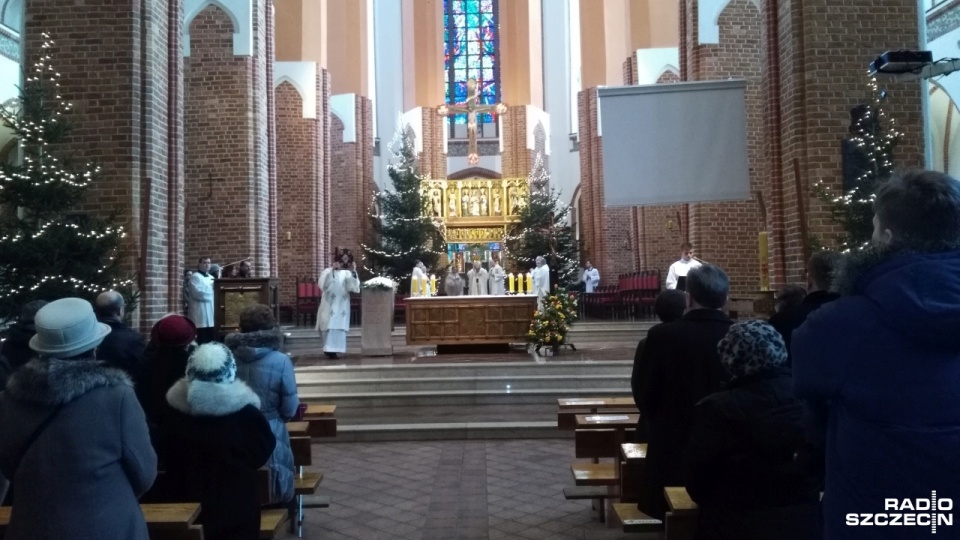 Msza święta w intencji obcokrajowców w szczecińskiej katedrze. Fot. Radosław Jaczmiński [Radio Szczecin]