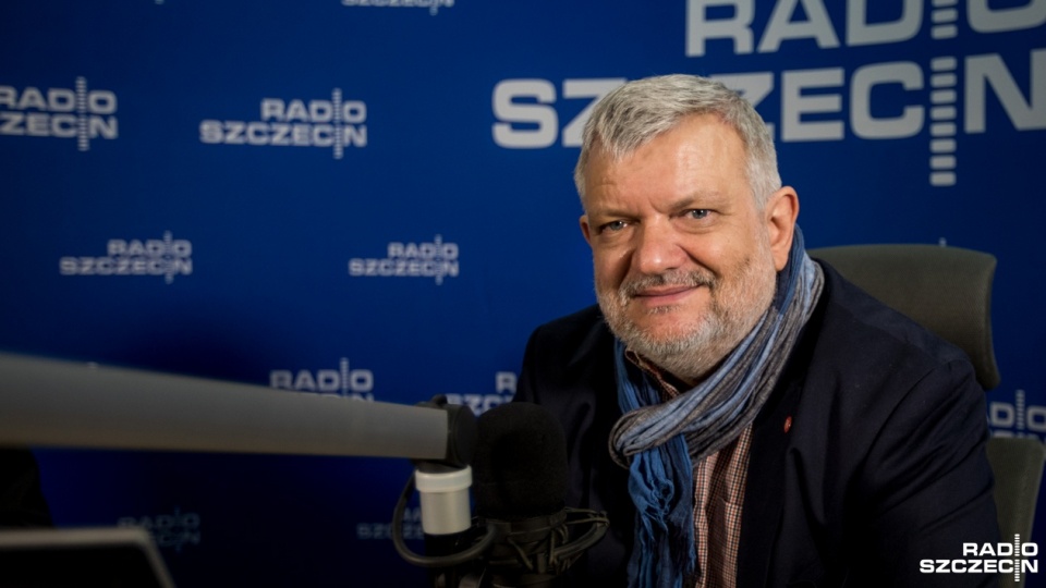 Marek Sztark w studiu Radia Szczecin. Fot. Weronika Łyczywek [Radio Szczecin]