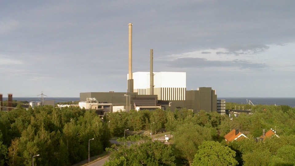 Elektrownia atomowa w Oskarshamn, mieście leżącym na wschodnim wybrzeżu Szwecji. Fot. www.wikipedia.org / Daniel Kihlgren