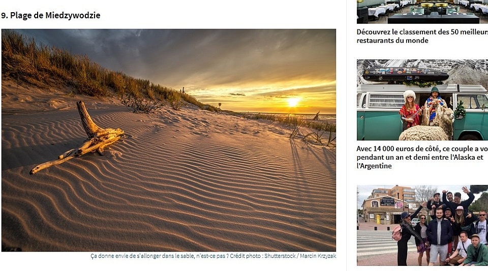 Na portalu jest zdjęcie plaży w Międzywodziu przedstawiające ją przy zachodzie słońca, jest też krótki komentarz: "To przynosi ochotę, by poleżeć na plaży". Fot. demotivateur.fr/voyage/
