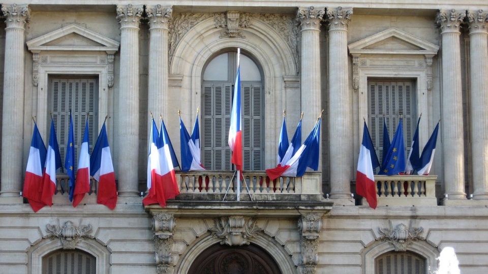 Druga tura wyborów prezydenckich we Francji odbędzie się 7 maja. Fot. www.wikipedia.org / Dinkley / Jean-Marie DAVID