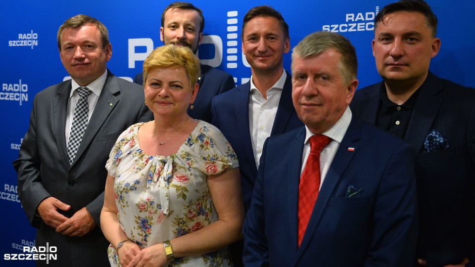 Goście niedzielnej "Kawiarenki politycznej". Fot. Łukasz Szełemej [Radio Szczecin]