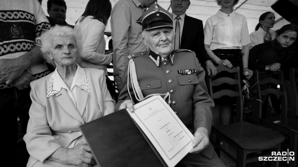Major Andrzej Kiszka z żoną. Fot. Konrad Nowak [Radio Szczecin/Archiwum]
