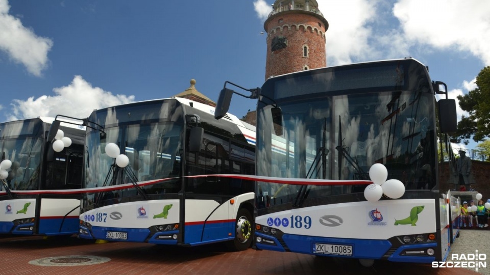 Nowe autobusy w Kołobrzegu. Fot. Przemysław Polanin [Radio Szczecin]
