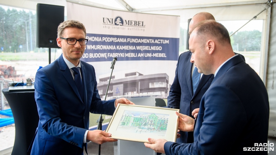 Rozpoczęła się pierwsza inwestycja w specjalnej strefy ekonomicznej Euro-Park Mielec w Szczecinie - Trzebuszu. Fot. Olaf Nowicki [Radio Szczecin]