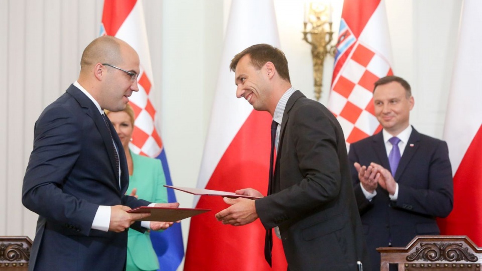 Uroczystość podpisania dokumentów dwustronnych w obecności Prezydentów Polski i Chorwacji. Fot. Maciej Biedrzycki / KPRP
