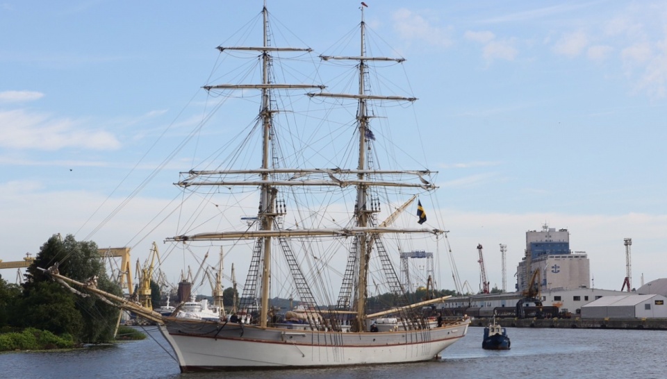 "Tre Kronor af Stockholm". Mat. Biura Prasowego finału regat The Tall Ships Races Szczecin 2017