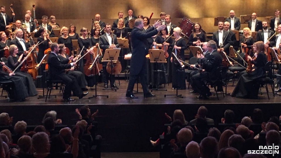 Rune Bergmann, dyrektor artystyczny Filharmonii przyznawalł przed koncertem, że czeka widzów niezwykły wieczór. Fot. Małgorzata Frymus [Radio Szczecin]