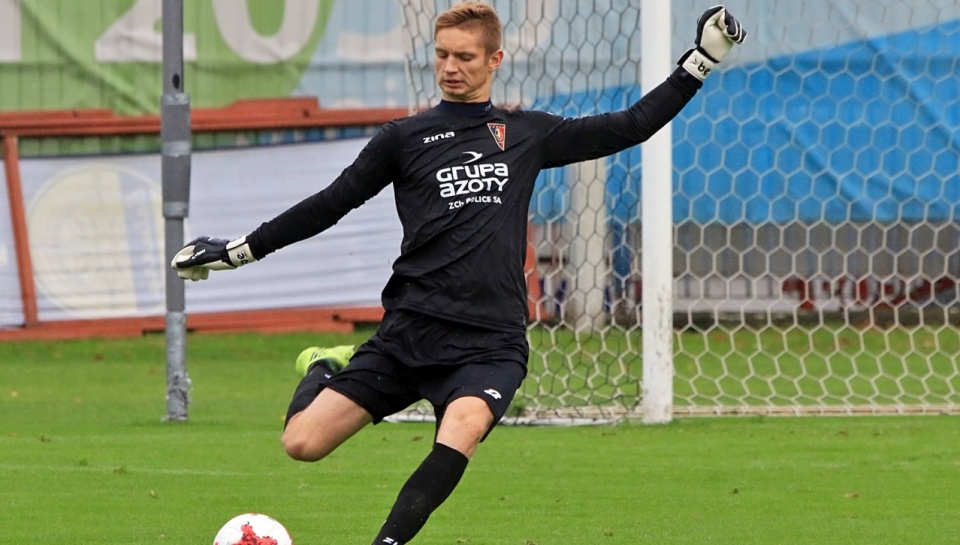 18-letni Daniel Kusztan zagrał w sobotnim meczu sparingowym z Chrobrym Głogów. Fot. Wiola, źródło: www.pogonszczecin.pl