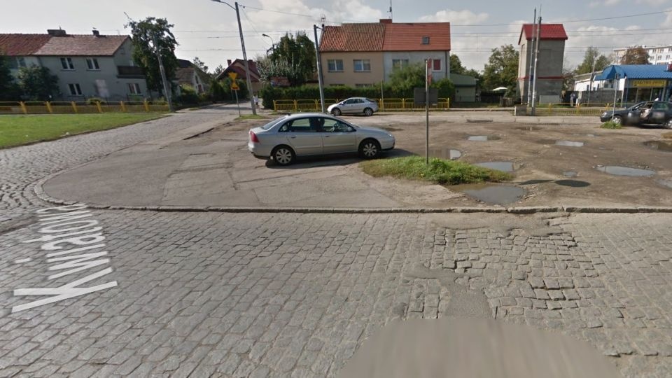 Półtora miesiąca później niż przewidywała umowa potrwa remont ulicy Kwiatowej w Szczecinie. Fot. www.google.pl/maps
