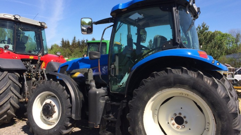 Grupa rolnicza kradła maszyny rolnicze na terenie Unii Europejskiej. Fot. CBŚP, źródło: www.cbsp.policja.pl