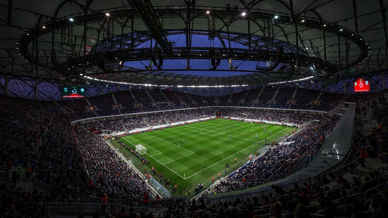Rosja przekazuje FIFA stadiony