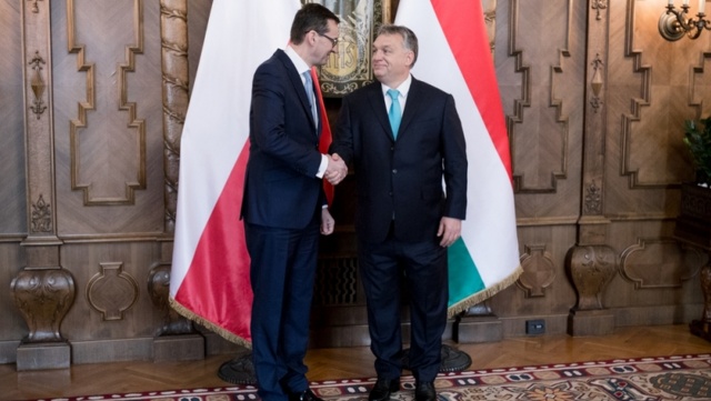 Premier Mateusz Morawiecki i Viktor Orban. Fot. Kancelaria Prezesa Rady Ministrów, www.premier.gov.pl Koniec wizyty premiera Morawieckiego na Węgrzech [WIDEO, ZDJĘCIA]