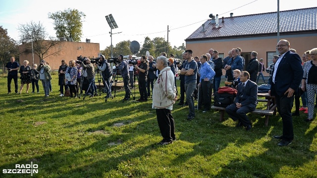 Joachim Brudziński deklarował, że niezależnie od wyników wyborów samorządowych Prawo i Sprawiedliwość od wsi się nie odwróci. Fot. Łukasz Szełemej [Radio Szczecin] Min. Brudziński w Karczewie: nadrabiamy dziesięciolecia zaległości wobec polskiego rolnika [WIDEO, ZDJĘCIA]