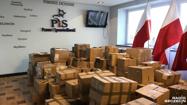 Tysiące książek dla Polaków na Białorusi i biblioteki NATO