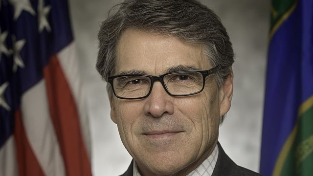 Umowa gazowa podpisana, Rick Perry w Świnoujściu