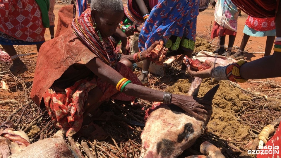 Większość mieszkańców i uczniów szkoły to członkowie plemion Samburu. Fot. Tomasz Duklanowski [Radio Szczecin]