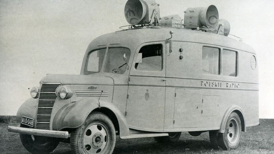 Wóz transmisyjny używany w PR od 1939. źródło: pl.wikipedia.org/wiki/Polskie_Radio