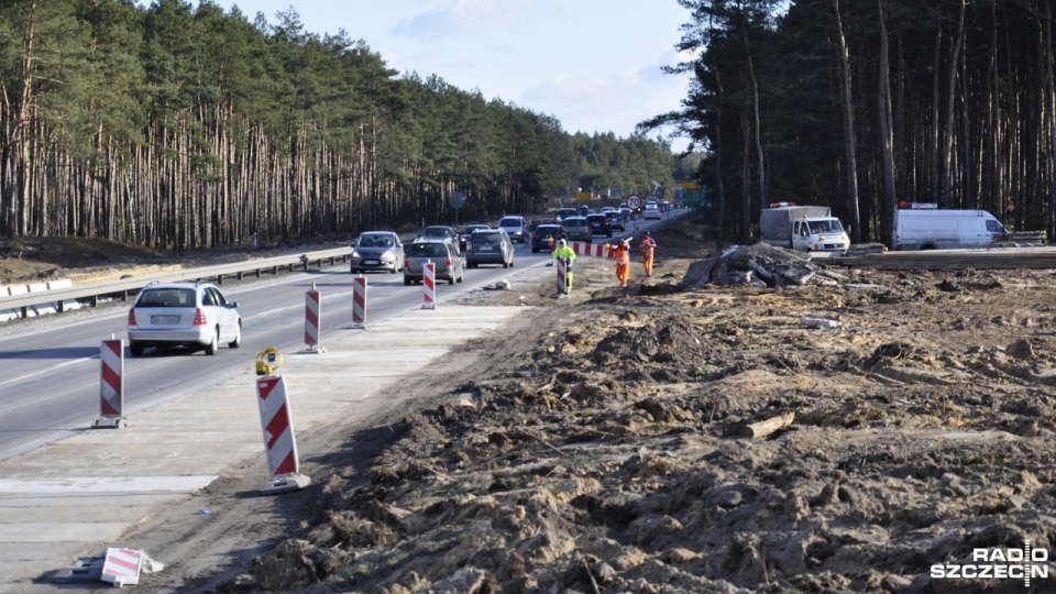 Organizacja ruchu zmieni się w sobotę po południu na remontowanym, betonowym odcinku autostrady A6. Fot. Marek Borowiec [Radio Szczecin]