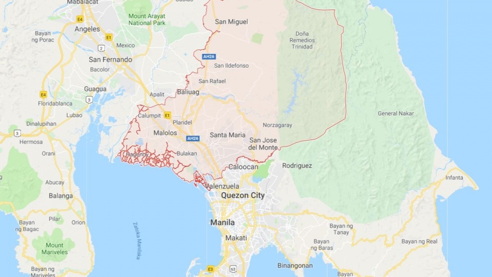 Mały dwusilnikowy samolot rozbił się na osiedlu mieszkalnym w pobliżu lotniska Plaridel w Bulacan na północ od stolicy kraju - Manili. Fot. www.google.pl/maps