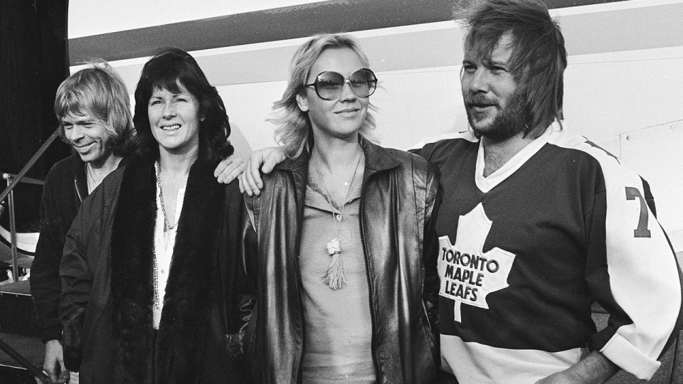 Abba ma na koncie kilkanaście wydanych albumów. W 1982 roku ogłoszono rozpad zespołu. źródło: https://pl.wikipedia.org/wiki/ABBA