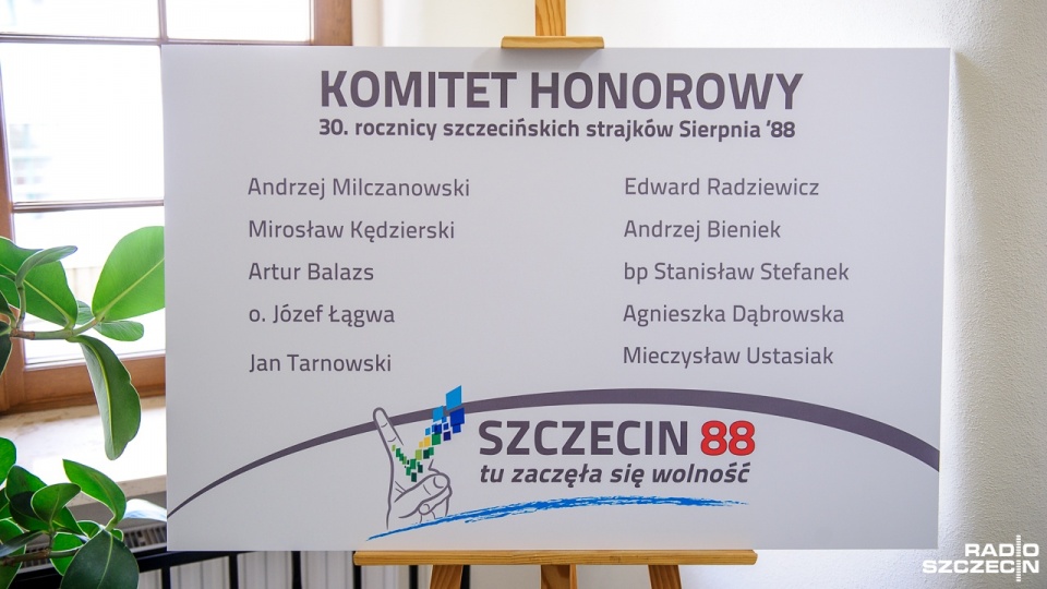 Powołany właśnie Komitet Honorowy obchodów 30. rocznicy szczecińskich strajków 1988 roku liczy 10 osób. Fot. Olaf Nowicki [Radio Szczecin]