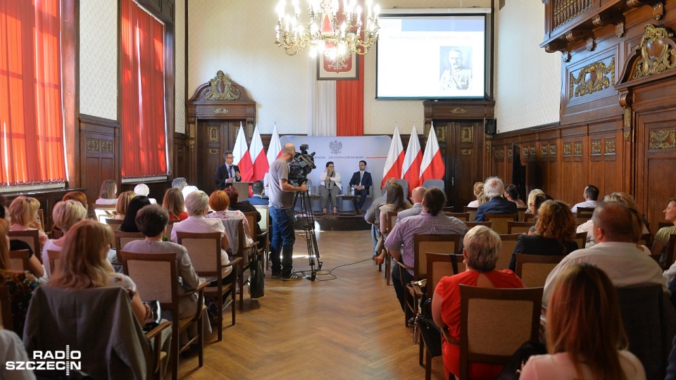 Konferencja poświęcona 100-leciu polityki społecznej w Polsce. Fot. Łukasz Szełemej [Radio Szczecin]