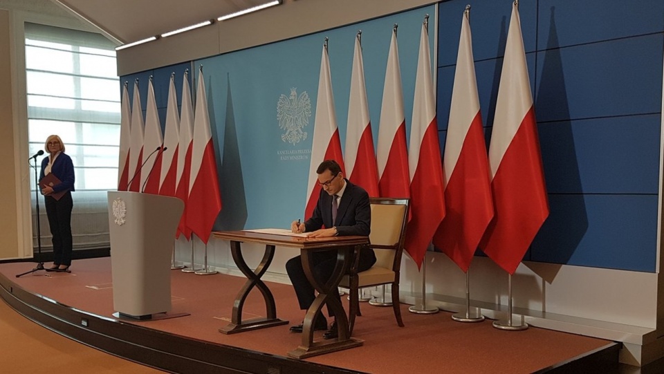 Premier Mateusz Morawiecki podpisał wspólną z premierem Izraela Benjaminem Netanjahu deklarację dotyczącą współpracy w dziedzinie polityki historycznej. Fot. www.twitter.com/premierrp