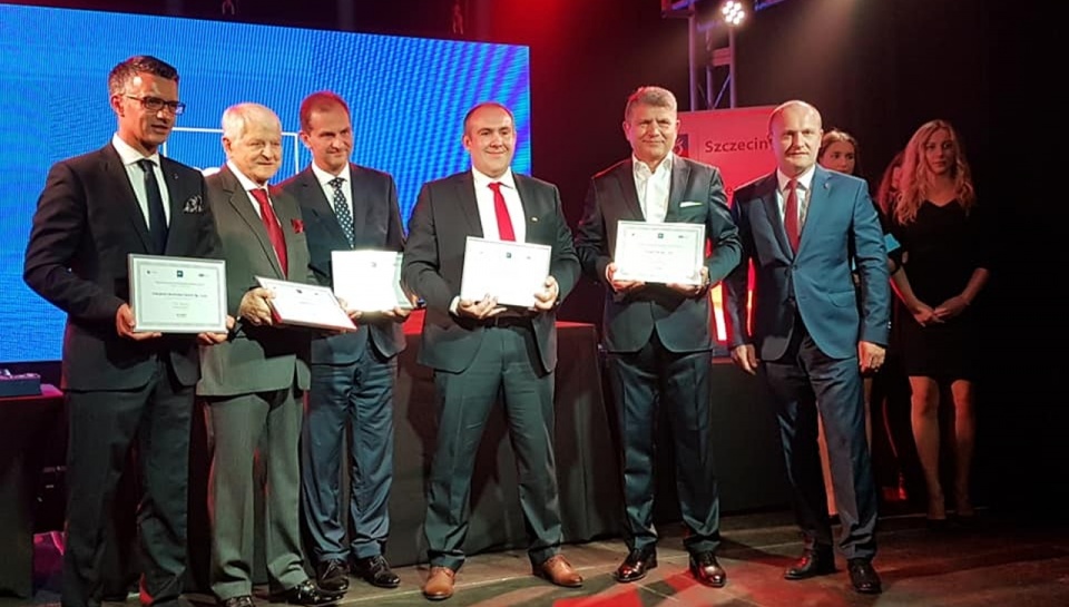 Pięć firm otrzymało Nagrody Gospodarcze prezydenta Szczecina. Źródło fot.: www.facebook.com/PrezydentSzczecina