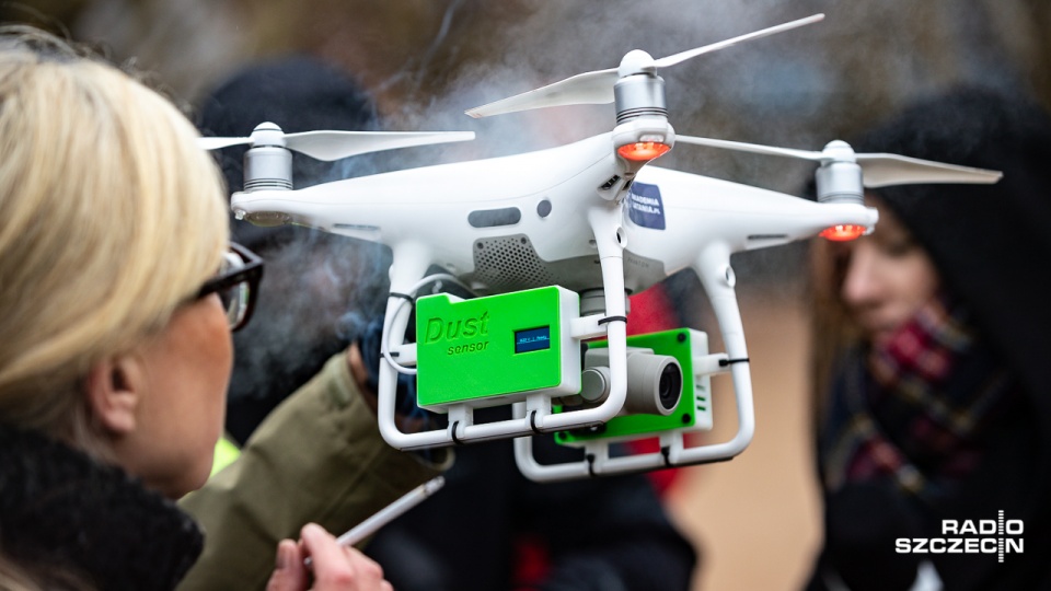 Jeszcze w grudniu dwa antysmogowe drony pojawią się nad Szczecinem. Fot. Robert Stachnik [Radio Szczecin]