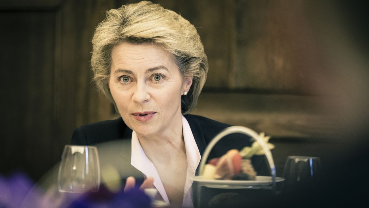 Przewodnicząca Komisji Europejskiej Ursula von der Leyen oraz premierzy Włoch, Kanady i Belgii przyjechali do Kijowa w drugą rocznicę pełnowymiarowej rosyjskiej agresji na Ukrainę.