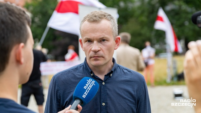 Fot. Robert Stachnik [Radio Szczecin] Protest Białorusinów. "W naszym kraju trwają nieludzkie represje" [WIDEO, ZDJĘCIA]