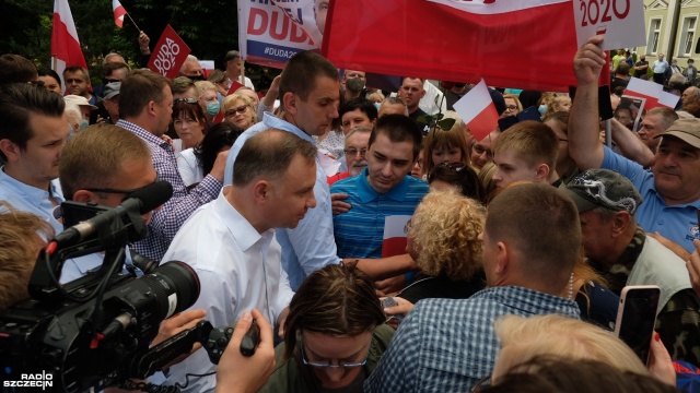 Prezydent Duda w Łobzie: wspieramy Polskę i Polaków [WIDEO, DUŻO ZDJĘĆ]