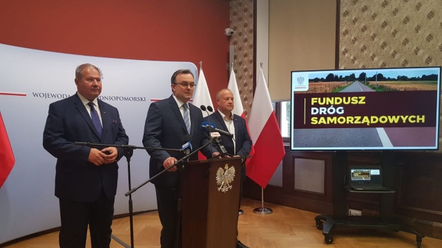 Gratka dla samorządów: 100 mln zł dofinansowania na drogi