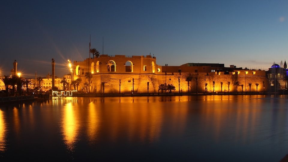Trypolis - stolica Libii. źródło: https://pixabay.com/pl/2229019/malek_sreti/ (CC0 domena publiczna)