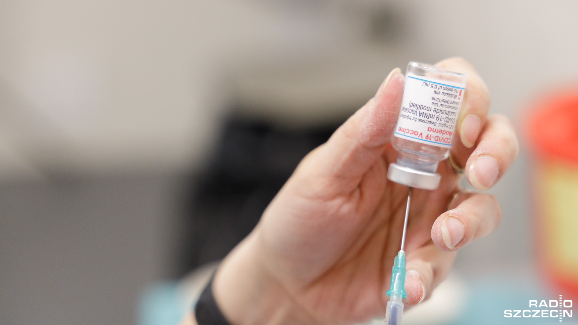 1,5 miliona osób w kraju przyjęło czwartą dawkę szczepionki przeciw Covid-19.