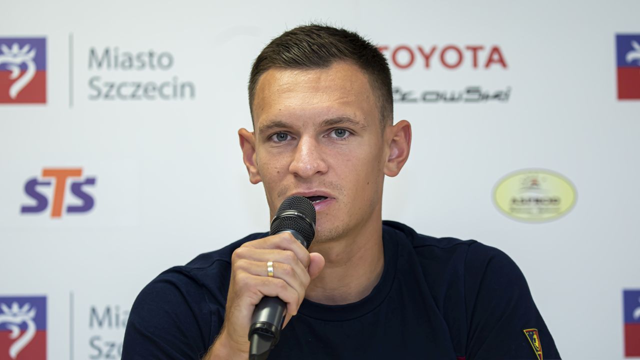 Zdaniem wielu kibiców szczecińskiej drużyny, do reprezentacji Polski powinien trafić Damian Dąbrowski.
