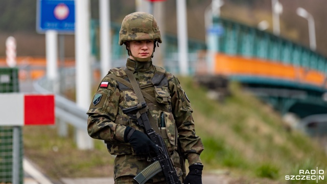 Mariusz Błaszczak poinformował w mediach społecznościowych o wniosku o zwiększenie kwoty bazowej dla żołnierzy z 3,81 do 4,23.
